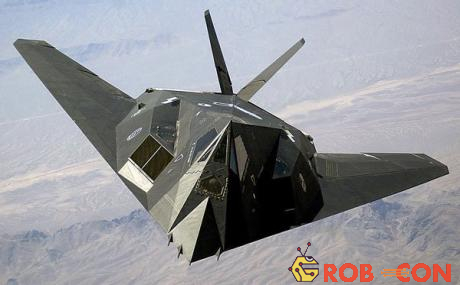 F-117 là một loại máy bay chiến đấu có khả năng 