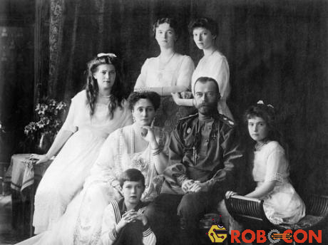 Gia đình Sa hoàng Nicholas II sau này gặp họa tận diệt