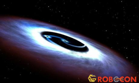 Kính viễn vọng không gian Hubble của NASA phát hiện hai hố đen (hố đen hệ nhị phân) ở trung tâm thiên hà Markarian 231, cách Trái Đất 600 triệu năm ánh sáng, đang xoay quanh nhau với tốc độ cực lớn. 
