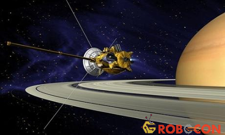 Tàu vũ trụ Cassini nghiên cứu sao Thổ.