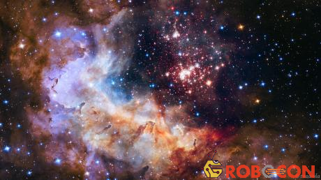 Đây là bức ảnh ăn mừng chính thức sinh nhật thứ 25 của Hubble, có tên Pháo hoa giữa trời đêm (Celestial Fireworks). Chính giữa tấm ảnh là cụm sao Westerlund 2, được đặt tên theo nhà thiên văn người Thuỵ Điển Bengt Westerlund khi ông phát hiện ra chúng hồi thập kỷ 1960. Westerlund 2 có khoảng 3.000 ngôi sao, cách Trái Đất 20.000 năm ánh sáng.