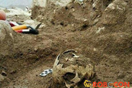 Các nhà khảo cổ Iran mới phát hiện bộ xương người 