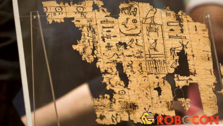 Đoạn ghi chép cổ xưa nhất đang được trưng bày tại Bảo tàng Cairo ở Ai Cập.