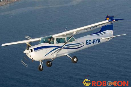 Cessna 172 là loại máy bay được sản xuất nhiều nhất trong lịch sử.
