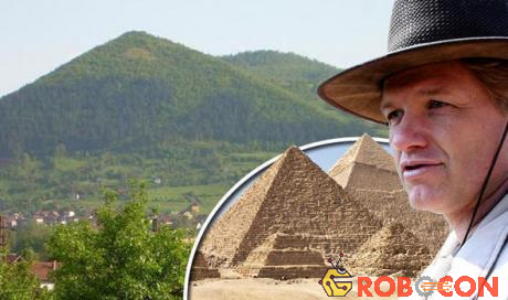 Pseudoscientist Semir Osmanagich, tiến sĩ người Mỹ gốc Bosnia đã tìm hiểu nguồn gốc của những kim tự tháp bí ẩn ở Bosnia.