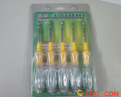 Có nhiều loại bút thử điện