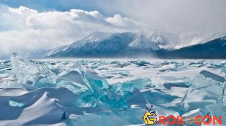 Năm điều bí ẩn được coi là tiêu biểu về hồ nước ngọt Baikal