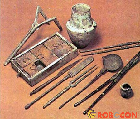 Những công cụ dùng để phá thai ngày xưa.