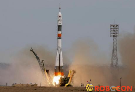 Tàu vũ trụ Soyuz MS-04 rời bệ phóng hướng tới trạm ISS.