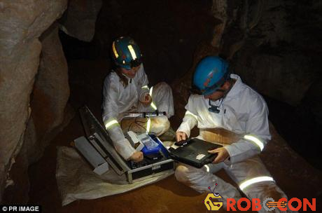 Nhóm nghiên cứu tìm thấy hóa thạch 335.000 tuổi của Homo naledi.