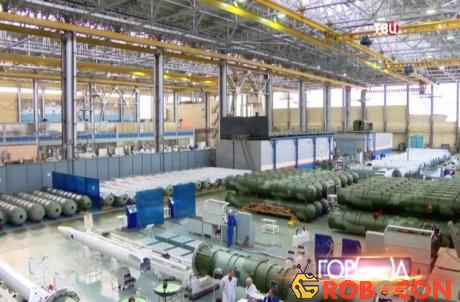 Avangard là một trong những công ty con trực thuộc Tập đoàn tên lửa Almaz-Antey của Nga