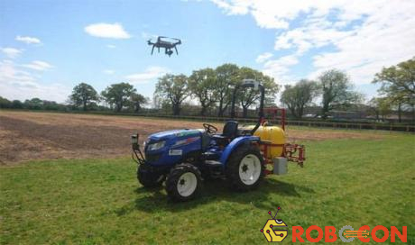 Công nghệ robot có thể giúp những người nông dân tương lai phân phối phân bón và thuốc diệt cỏ chính xác hơn.