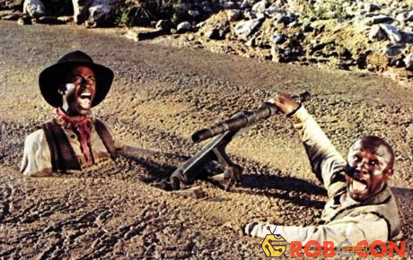Cảnh lọt vào cát lún rất nổi tiếng trong nhiều bộ phim ở thập niên 60.