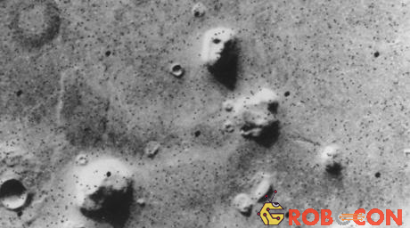 Khuôn mặt sao Hỏa đầu tiên được phát hiện.