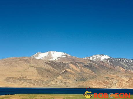 Cao nguyên Changtang thuộc Tây Tạng là nơi cư trú của dân du mục Changpa. Với các vùng đất rộng lớn và những hồ nước khổng lồ, Changtang trở thành khu bảo tồn thiên nhiên lớn thứ hai thế giới. Ảnh: Flickr