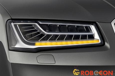 Đèn LED chiếu sáng trên chiếc Audi A8L.