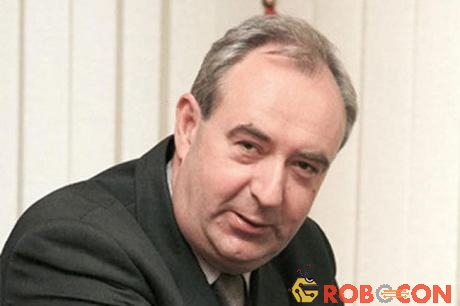 Nhà khoa học Nga Andrei Simbirtsev.
