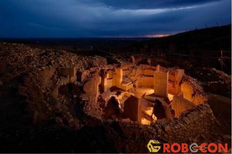 Ngôi đền Göbekli Tepe ghi dấu thảm họa cách đây 13.000 năm trước.