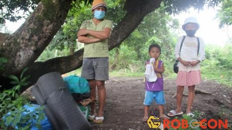 Người dân Philippines sơ tán vì núi lửa Mayon hoạt động trở lại. 