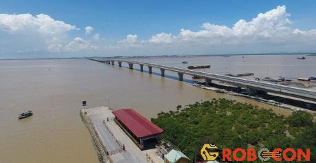 Cầu vượt biển Tân Vũ-Lạch Huyện