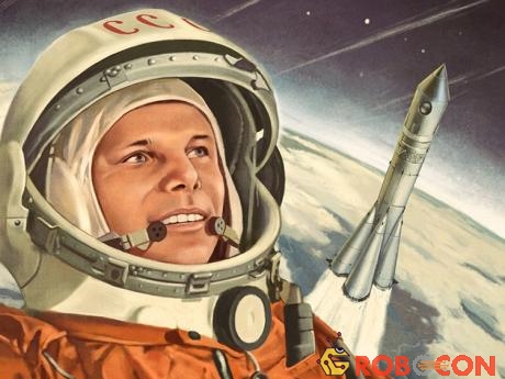 Yuri Gagarin là người đầu tiên bay vào vũ trụ.