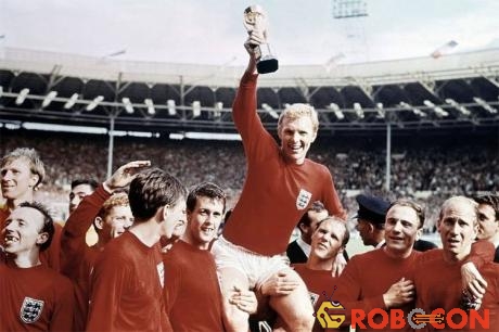 Đội tuyển Anh duy nhất một lần nâng cao chiếc cúp Jules Rimet vào năm 1966.