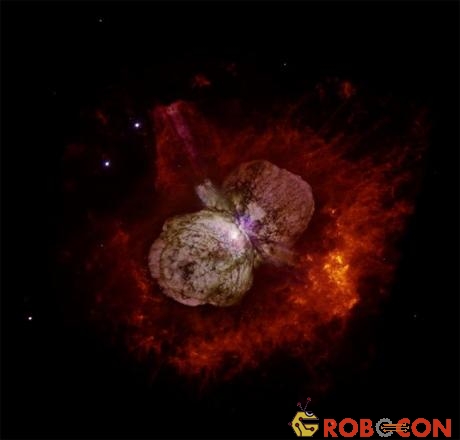 Hệ sao Eta Carinae được hình thành bằng hai ngôi sao to gấp 90 và 30 lần khối lượng của Mặt Trời.