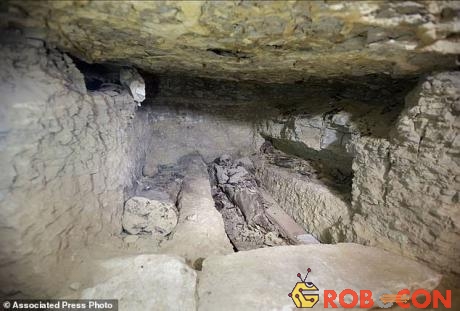 Xưởng ướp xác được tìm thấy tại bãi tha ma Saqqara ở phía nam thành phố Cairo.