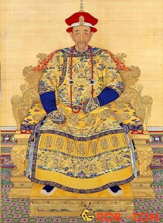Hoàng đế Khang Hy luôn coi Tô Ma Lạt cô là mẹ của mình. 