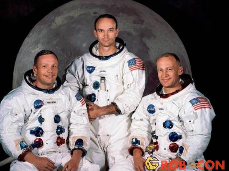 Các phi hành gia NASA tham gia sứ mệnh khám phá Mặt trăng năm 1969.