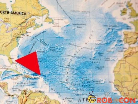 Tam giác Bermuda nằm giữa Florida, Bermuda và Puerto Rico.