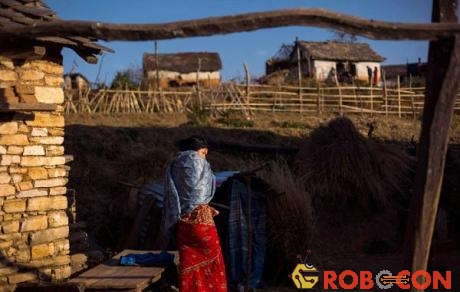 Những chiếc lán tạm bợ được dựng lên - nơi trú ngụ của phụ nữ Nepal vào kỳ kinh nguyệt.