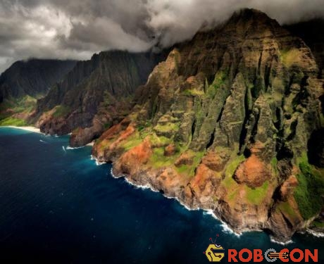 Từ trên không nhìn xuống một phần của quần đảo Hawaii ngày nay.