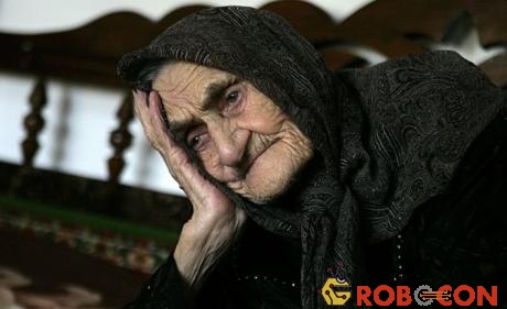 Bà Kesi Karueva, sinh năm 1884, ở làng Goity ở quận Urus-Marta, Nga