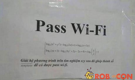 Người dùng nếu muốn có pass wifi cần phải giải hệ phương trình khá phức tạp