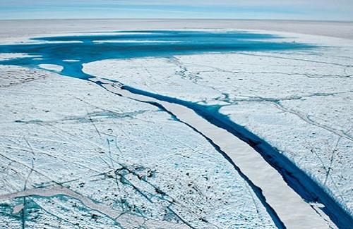 Phát hiện một hố băng khổng lồ ở phía đông Nam Cực