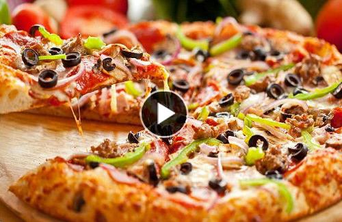 Tại sao pizza lại ngon và hấp dẫn nhiều người đến vậy?