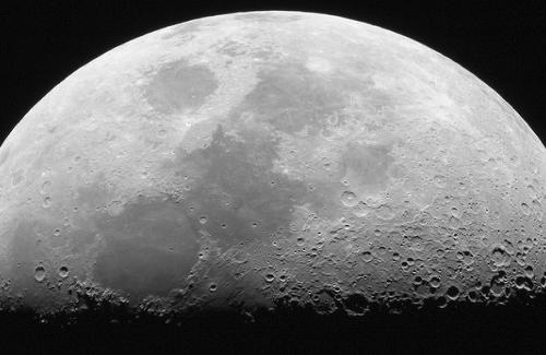 Đã xác định được số tuổi chính xác nhất của Mặt trăng