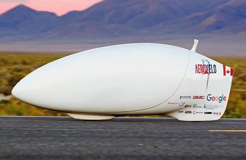 Kinh ngạc với chiếc xe đạp hình quả trứng nhanh nhất thế giới