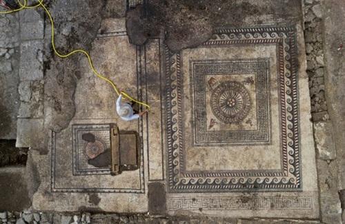 Tìm thấy nhiều tấm khảm bí ẩn, vết tích của thành phố La Mã cổ đại bị chôn vùi