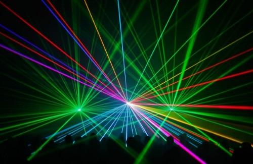 Các nhà khoa học đã tạo được tia laser sắc nét nhất trong lịch sử