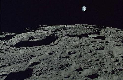 Video: Hình ảnh kỳ thú của Trái đất chụp từ Mặt trăng