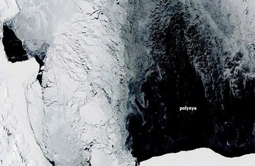 Các nhà khoa học chia rẽ về lỗ hổng khổng lồ xuất hiện ở Nam Cực