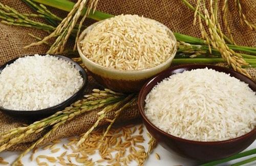 Vì sao nên ăn gạo còn cám thay vì gạo trắng?