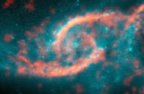 'Con mắt vũ trụ' hiện ra từ cuộc đụng độ giữa hai thiên hà