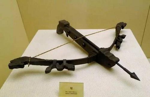 Mãn nhãn dàn vũ khí của người Việt thời đại Hùng Vương