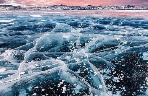 Bộ ảnh tuyệt đẹp về hồ băng nước ngọt lớn nhất thế giới