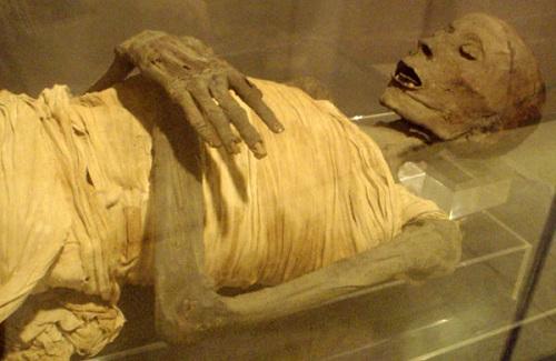 Vì sao nhiều xác ướp vẫn nguyên vẹn sau hàng trăm năm?