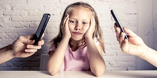 Nghiên cứu: smartphone khiến các phụ huynh ít quan tâm hơn tới con cái