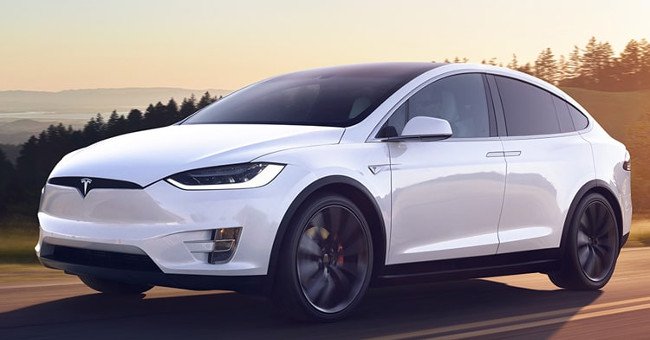Hệ thống Autopilot trên xe điện của Tesla vượt trội như thế nào?